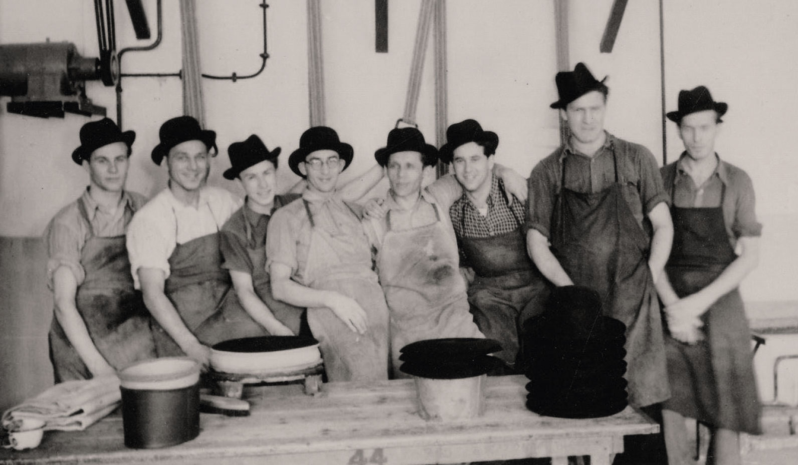 Fabrik und Angestellte (um 1950)